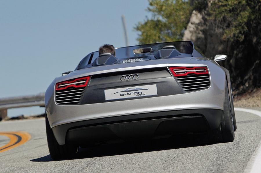  Audi e-Tron Spyder Concept 2010 года  (фото 84 из 105)